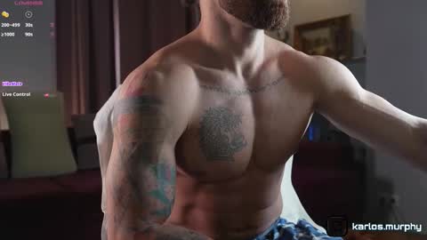 Snapshot of karlos_murphy chatting on March 25, 10:21 am Karlos and Louis online show from March 25, 10:21 am