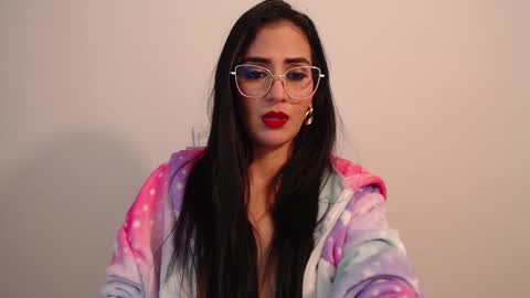 Snapshot of karlota_hank chatting on December 27, 9:17 am Karlis online show from December 27, 9:17 am