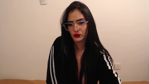Snapshot of karlota_hank chatting on January 13, 6:16 am Karlis online show from January 13, 6:16 am