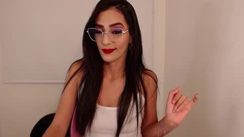 Snapshot of karlota_hank chatting on February 27, 7:23 am Karlis online show from February 27, 7:23 am