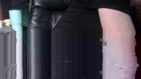 Snapshot of karnyx3 chatting on March 9, 5:17 pm Karlos Montoya online show from March 9, 5:17 pm