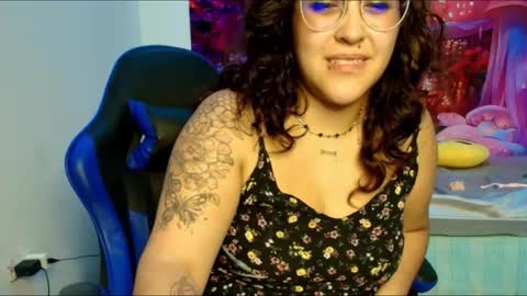   online show from September 25, 9:51 pm