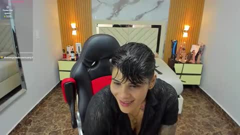 Karol and Luna online show from October 18, 7:47 pm