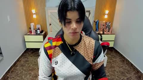 Karol and Luna online show from December 4, 7:22 pm