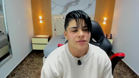 Karol and Luna online show from April 12, 7:30 pm