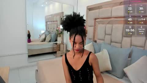 Snapshot of karolebonyy chatting on November 2, 1:46 pm Karol online show from November 2, 1:46 pm