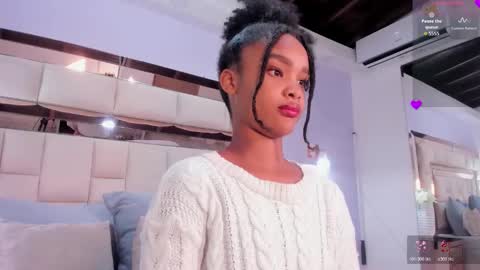 Snapshot of karolebonyy chatting on November 12, 5:24 pm Karol online show from November 12, 5:24 pm