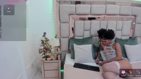 Snapshot of karolebonyy chatting on December 14, 2:55 pm Karol online show from December 14, 2:55 pm