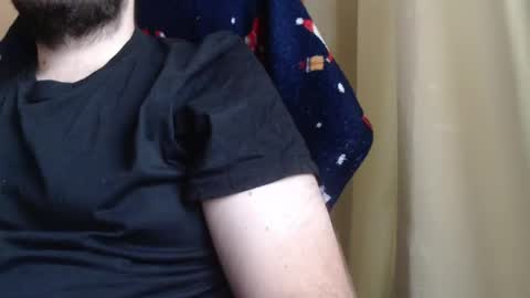 Snapshot of karolhorny96 chatting on January 6, 12:24 pm Karol online show from January 6, 12:24 pm