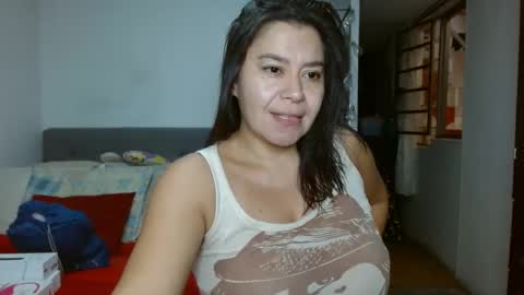 Snapshot of karolhot_x chatting on December 19, 8:34 pm karol online show from December 19, 8:34 pm