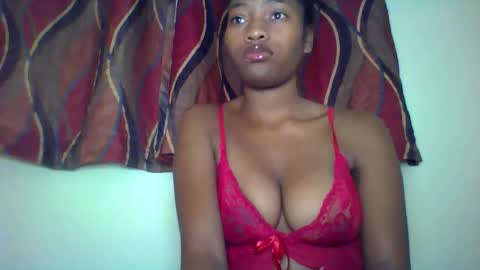karoliee online show from June 2, 8:27 am