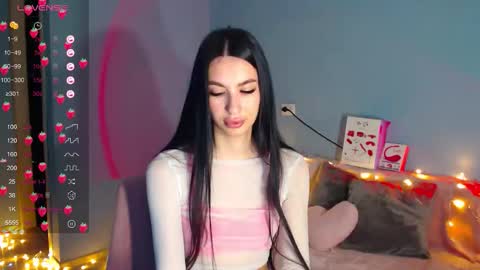 Kira online show from October 18, 1:52 am