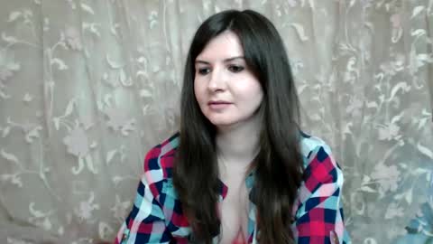Snapshot of karolina_lin chatting on March 7, 3:08 am karolina_lin online show from March 7, 3:08 am