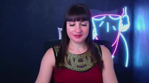 Snapshot of karolina_mia chatting on December 9, 3:54 pm Caroline online show from December 9, 3:54 pm