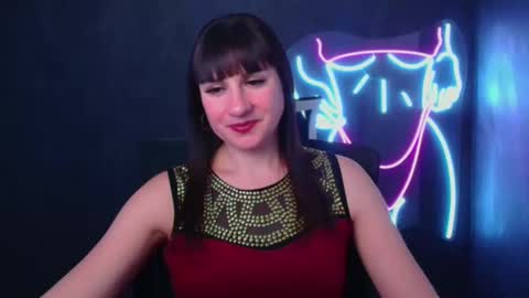 Snapshot of karolina_mia chatting on December 10, 1:00 pm Caroline online show from December 10, 1:00 pm