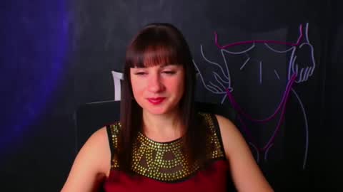 Snapshot of karolina_mia chatting on December 21, 6:41 am Caroline online show from December 21, 6:41 am