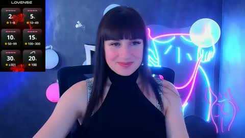 Snapshot of karolina_mia chatting on February 26, 10:36 am Caroline online show from February 26, 10:36 am