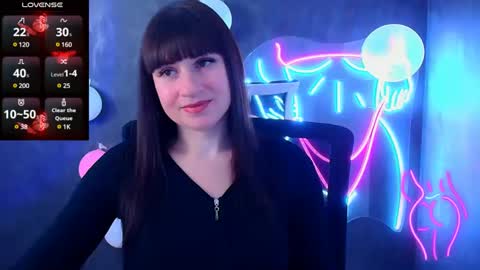 Snapshot of karolina_mia chatting on March 3, 6:37 am Caroline online show from March 3, 6:37 am