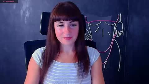 Snapshot of karolina_mia chatting on September 10, 11:21 am Caroline online show from September 10, 11:21 am