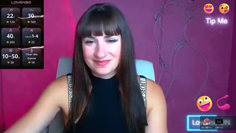 Snapshot of karolina_mia chatting on September 13, 5:51 am Caroline online show from September 13, 5:51 am