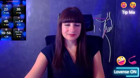 Snapshot of karolina_mia chatting on September 18, 5:53 am Caroline online show from September 18, 5:53 am