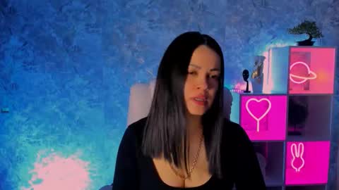 Karolina online show from March 1, 11:45 am