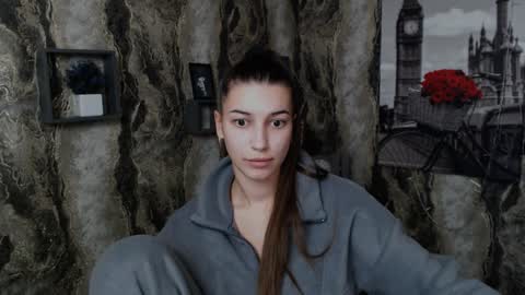 Karolina online show from December 19, 10:32 pm