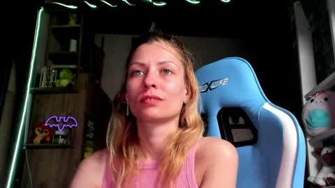 karoline121 online show from March 30, 5:36 pm
