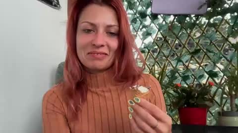 karoline121 online show from May 31, 4:25 pm