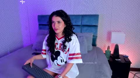 Karoline  online show from April 7, 8:31 pm