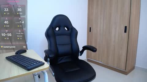 Snapshot of karoll_marquez chatting on October 16, 7:26 pm karol online show from October 16, 7:26 pm