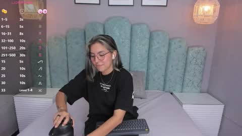 Snapshot of karoll_santos chatting on December 7, 5:48 am Karol Santos online show from December 7, 5:48 am