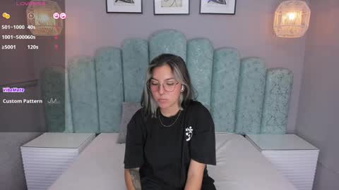 Snapshot of karoll_santos chatting on February 2, 6:26 am Karol Santos online show from February 2, 6:26 am
