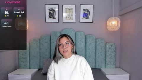 Snapshot of karoll_santos chatting on February 6, 10:04 am Karol Santos online show from February 6, 10:04 am