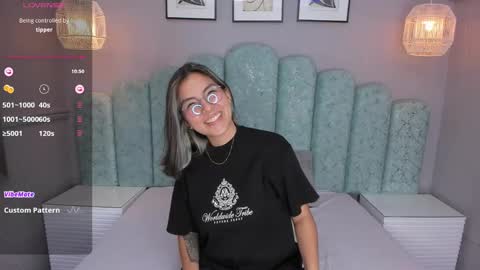 Snapshot of karoll_santos chatting on February 15, 7:27 am Karol Santos online show from February 15, 7:27 am