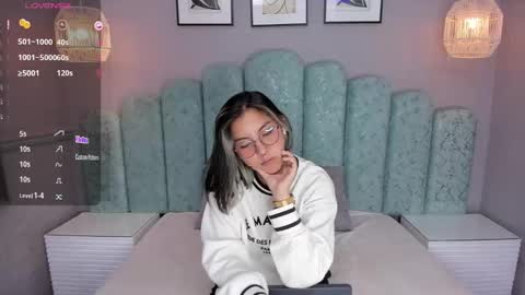 Snapshot of karoll_santos chatting on February 21, 7:45 am Karol Santos online show from February 21, 7:45 am
