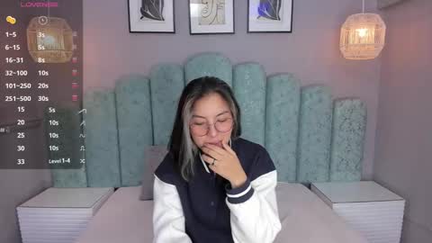 Snapshot of karoll_santos chatting on February 23, 3:56 am Karol Santos online show from February 23, 3:56 am