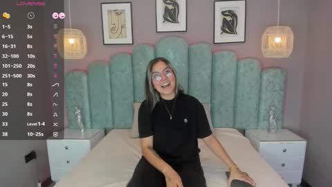 Snapshot of karoll_santos chatting on October 2, 5:03 am Karol Santos online show from October 2, 5:03 am