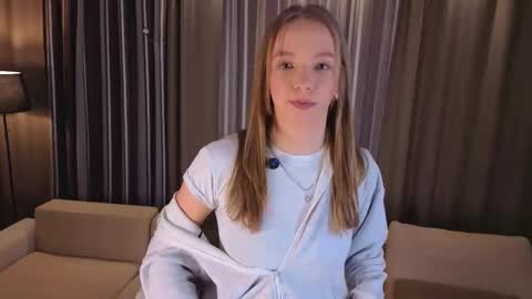 Emma online show from December 19, 2:13 pm