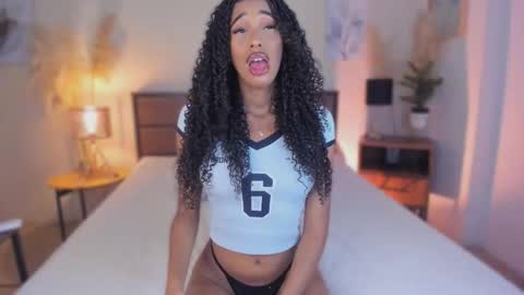 Kary Moon online show from February 19, 7:32 pm