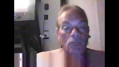 Snapshot of kashmir6956 chatting on May 24, 5:01 am kashmir6956 online show from May 24, 5:01 am
