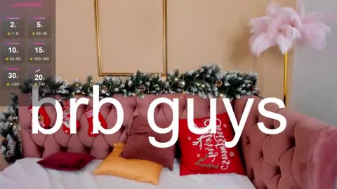 Snapshot of kassandra__grey chatting on December 22, 4:39 am Kassandra 3 online show from December 22, 4:39 am