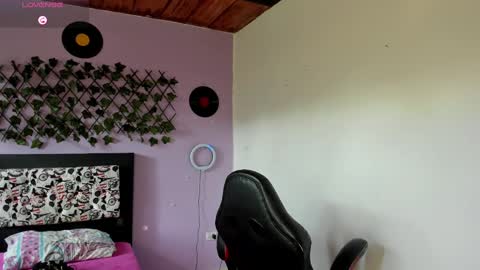 kassandra james online show from January 15, 9:20 pm