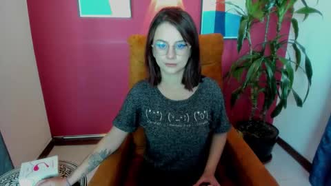kassandra james online show from November 15, 12:23 pm