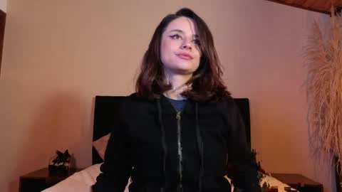 kassandra james online show from April 6, 12:50 pm