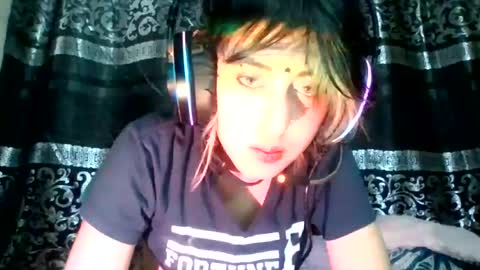 Snapshot of kasskittenboy30 chatting on June 17, 4:41 pm kasskittenboy30 online show from June 17, 4:41 pm