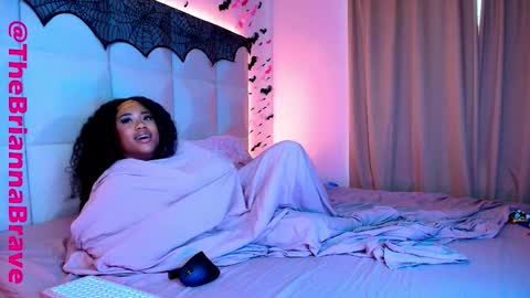 BriannaBrave online show from October 19, 2:50 pm