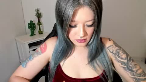 Snapshot of kat_apple chatting on September 21, 4:03 am Alicia online show from September 21, 4:03 am