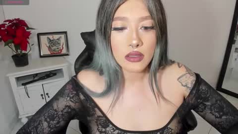 Alicia online show from November 18, 2:50 am