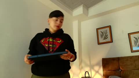 kat paradisse online show from April 14, 11:27 am